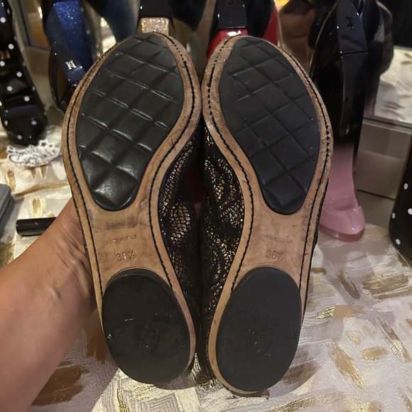 Super Rare - Chanel Cap Toe Ballet/Ballerina Flats w/new Chanel Shoe Bands!!!! - Picture 10 of 16
